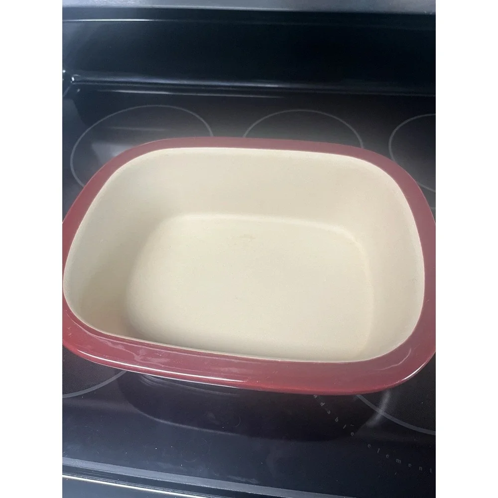 Pampered Chef Stoneware Deep Covered Baker Cranberry w/Lid Item #1321 EUC